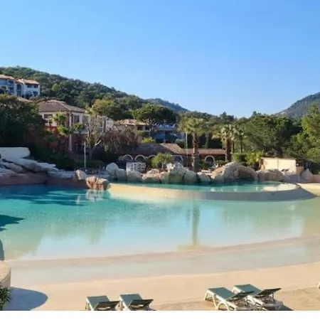 Spacieux T2 Superbe Vue Grimaud